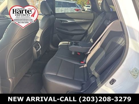 Certified 2024 INFINITI QX50 Luxe image 26