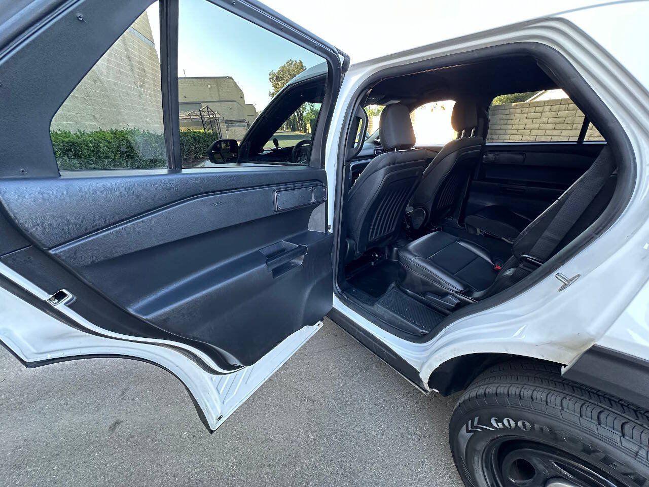 Used 2020 Ford Explorer 4WD Police Interceptor image 24