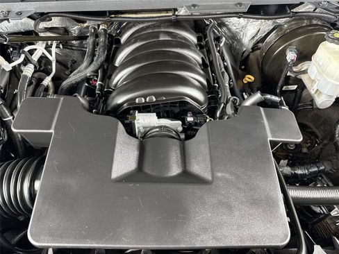 Used 2018 Chevrolet Silverado 1500 LT image 38