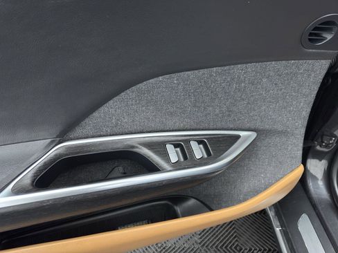 Used 2023 Lucid Air Touring image 20