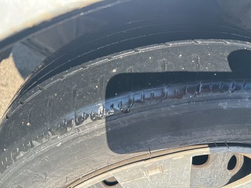 Used 2011 Chevrolet Aveo LT w/ Power and Convenience Package image 8