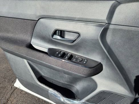 New 2026 Nissan Kicks S image 6