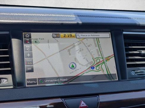 Used 2019 Kia Cadenza Technology FWD image 13