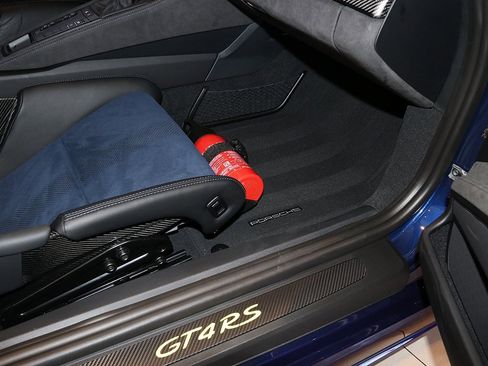 Used 2024 Porsche 718 Cayman GT4 RS image 54