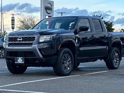 New 2026 Nissan Frontier SV w/ Tow Package AWD/4WD image 10