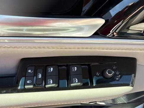 New 2026 Jeep Grand Wagoneer Limited AWD/4WD image 30