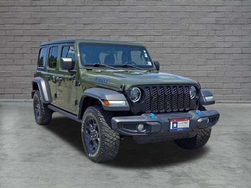Used 2023 Jeep Wrangler Unlimited w/ Dual Top Group AWD/4WD image 2
