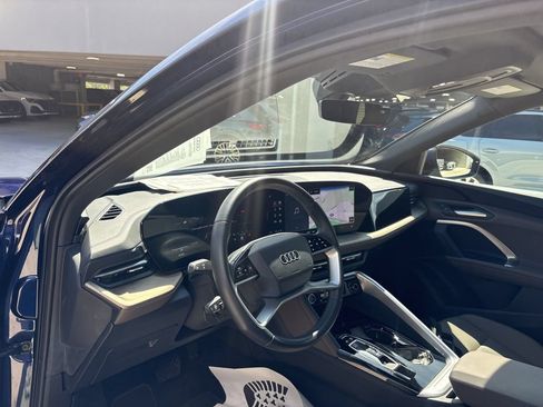 Certified 2025 Audi Q5 Premium w/ Convenience Package AWD/4WD image 10