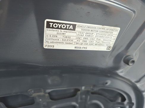 Used 2023 Toyota Corolla LE image 43