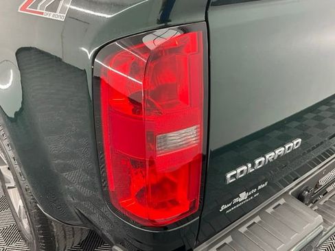 Used 2015 Chevrolet Colorado Z71 AWD/4WD image 23