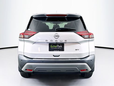 Used 2023 Nissan Rogue SV w/ SV Premium B Package FWD image 7