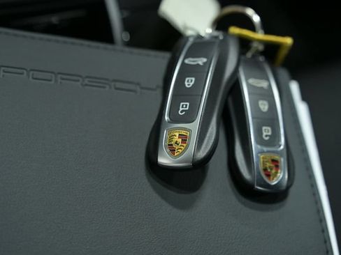 Used 2022 Porsche 911 GT3 RWD image 66