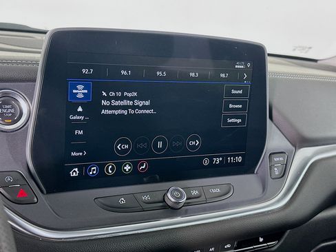 Used 2025 Chevrolet Blazer LT FWD image 19