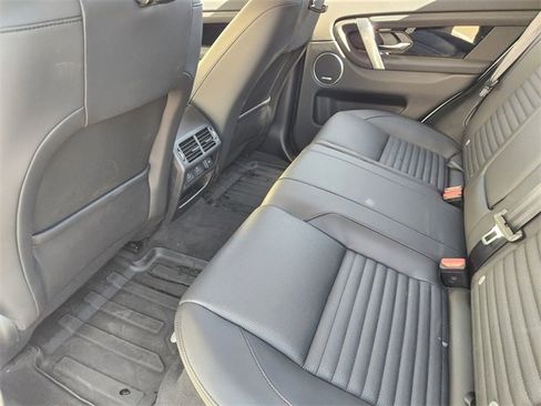 Used 2025 Land Rover Discovery Sport S image 29