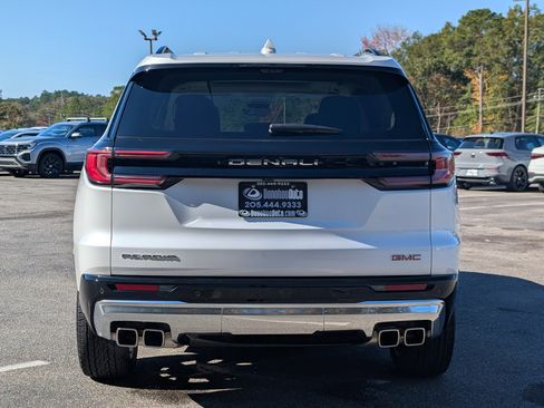 Used 2024 GMC Acadia Denali w/ Super Cruise Package image 8