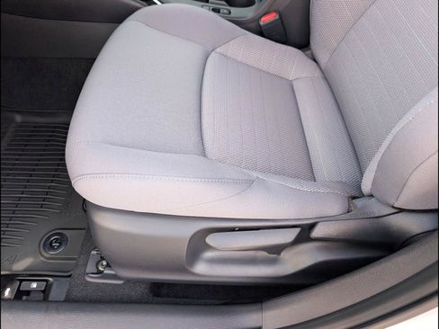 Used 2026 Toyota Corolla SE FWD image 10