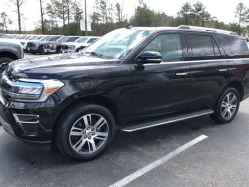 Certified 2022 Ford Expedition Limited AWD/4WD image 5