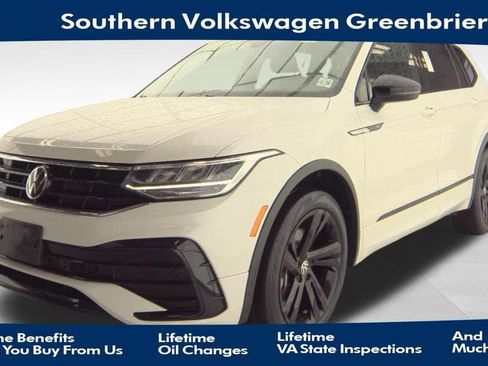 Used 2023 Volkswagen Tiguan SE R-Line AWD/4WD image 1