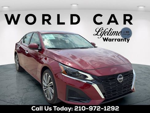 Used 2025 Nissan Altima 2.5 SL AWD/4WD image 16