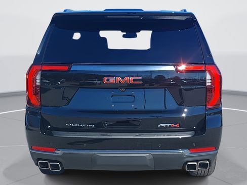 Used 2025 GMC Yukon AT4 image 6