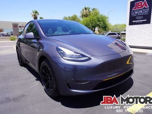 Used 2021 Tesla Model Y Long Range AWD/4WD image 41