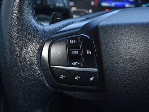 Used 2020 Ford Explorer XLT w/ Comfort Package image 21