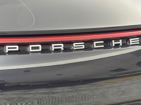 Used 2024 Porsche 911 Carrera w/ Premium Package image 25