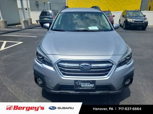 Used 2018 Subaru Outback 2.5i Limited AWD/4WD image 7