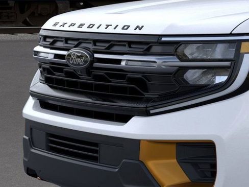 New 2025 Ford Expedition Tremor image 17