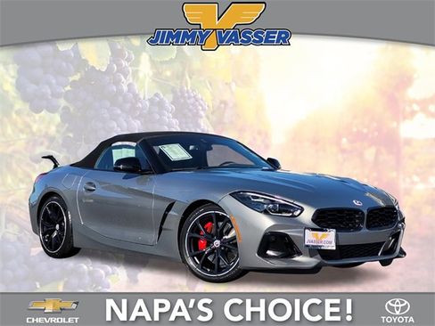 Used 2023 BMW Z4 M40i w/ Premium Package image 1