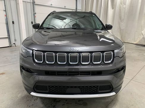 Used 2022 Jeep Compass Limited w/ Elite Group image 14