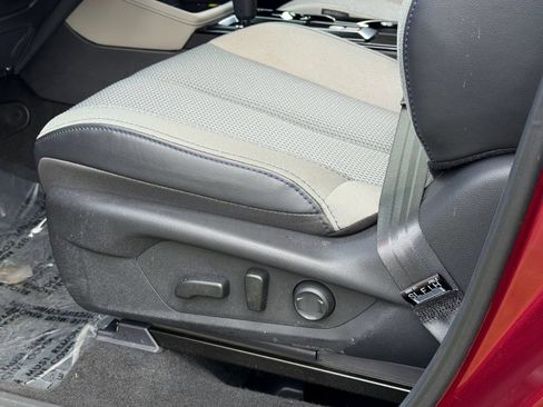 Used 2026 Subaru Forester Touring AWD/4WD image 26