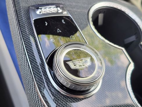 New 2025 Cadillac Optiq Sport 1 image 27