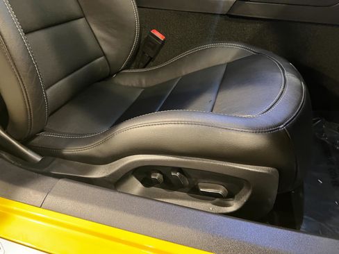 Used 2016 Chevrolet Corvette Stingray Coupe w/ 2LT Preferred Equipment Group image 33