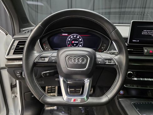 Used 2020 Audi SQ5 Premium Plus w/ Premium Plus Package image 22