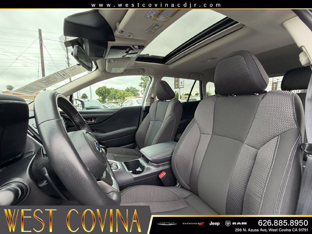 Used 2025 Subaru Outback Premium AWD/4WD image 33