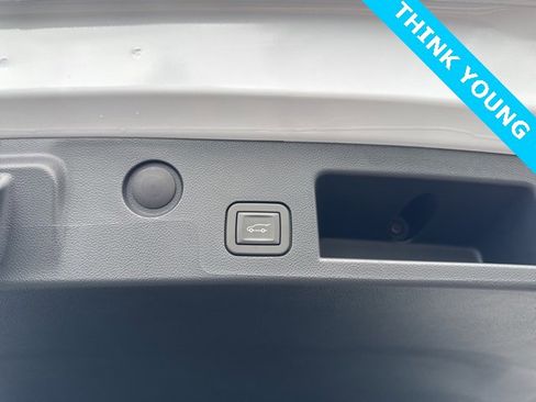 New 2026 Chevrolet Equinox RS w/ Convenience Package III image 13