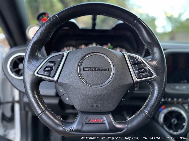 Used 2018 Chevrolet Camaro SS RWD image 29