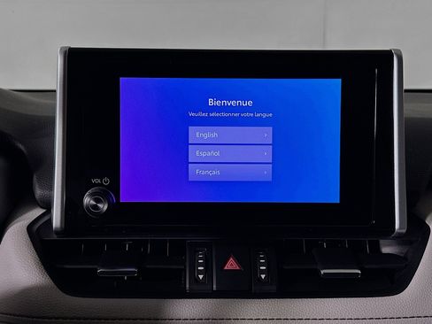 Used 2023 Toyota RAV4 XLE Premium image 24