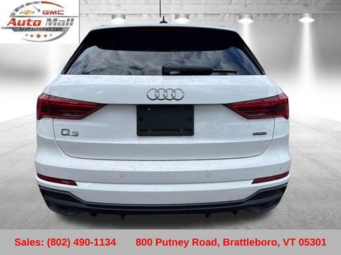 Used 2021 Audi Q3 2.0T Premium w/ Convenience Package AWD/4WD image 4