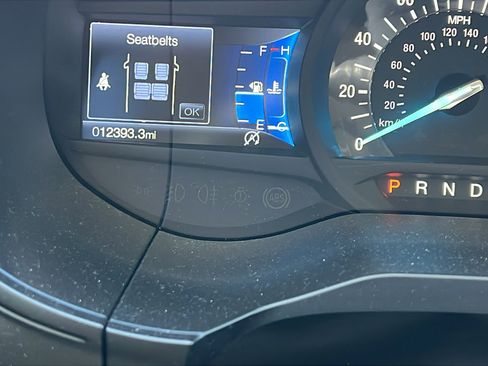 Used 2023 Ford Edge SE image 27