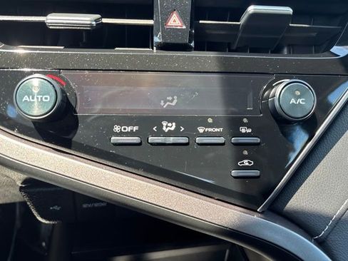 Used 2024 Toyota Camry SE FWD image 24