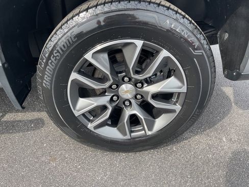 Used 2023 Chevrolet Silverado 1500 LT image 11