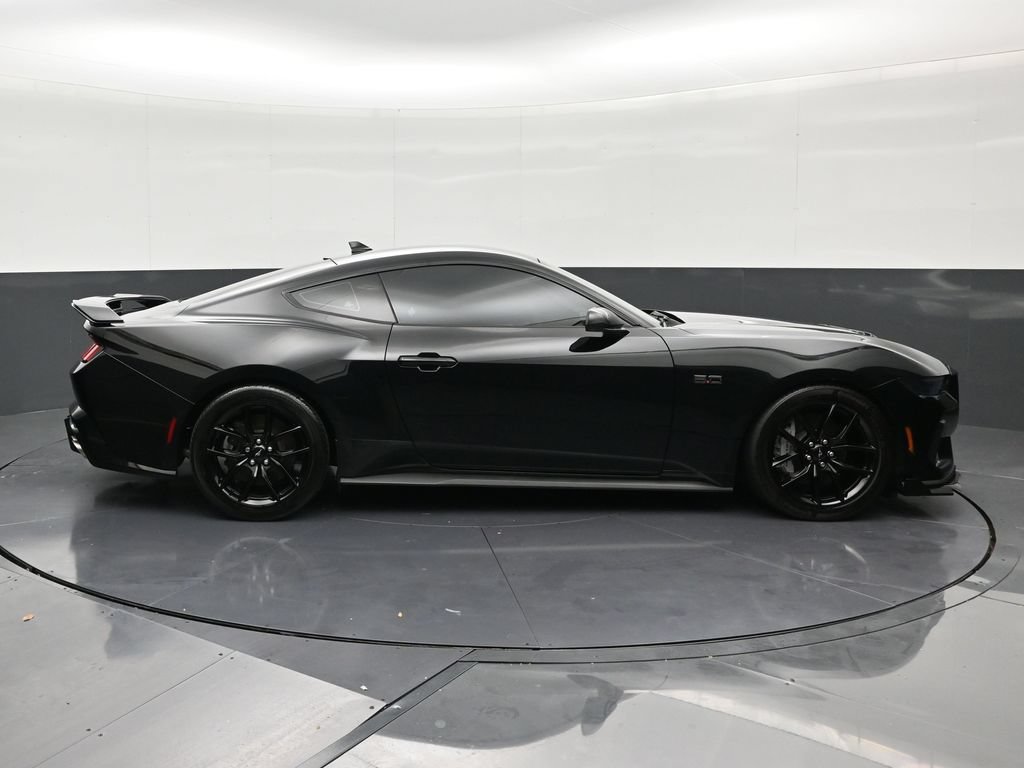 Used 2025 Ford Mustang GT w/ Mustang Nite Pony Package RWD image 6