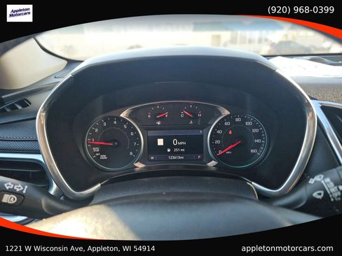 Used 2019 Chevrolet Equinox Premier image 16