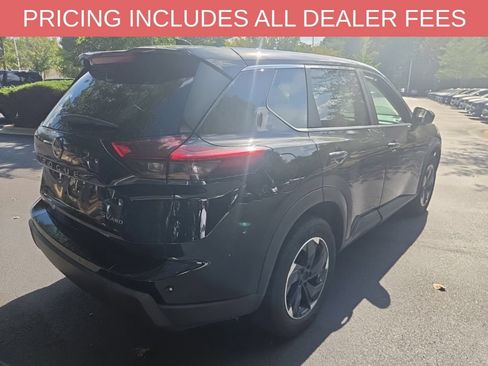Used 2024 Nissan Rogue SV AWD/4WD image 13