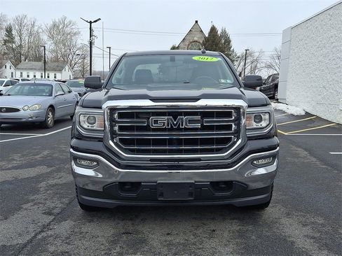 Used 2017 GMC Sierra 1500 SLE w/ SLE Value Package image 2