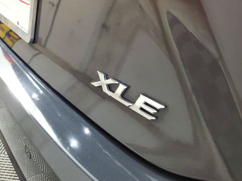 Used 2025 Toyota Camry XLE w/ Premium Plus Package FWD image 7
