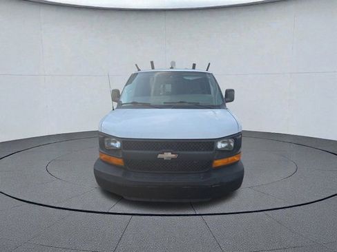 Used 2011 Chevrolet Express 2500 image 8