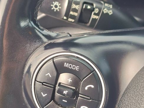 Used 2020 Kia Soul X-Line FWD image 20